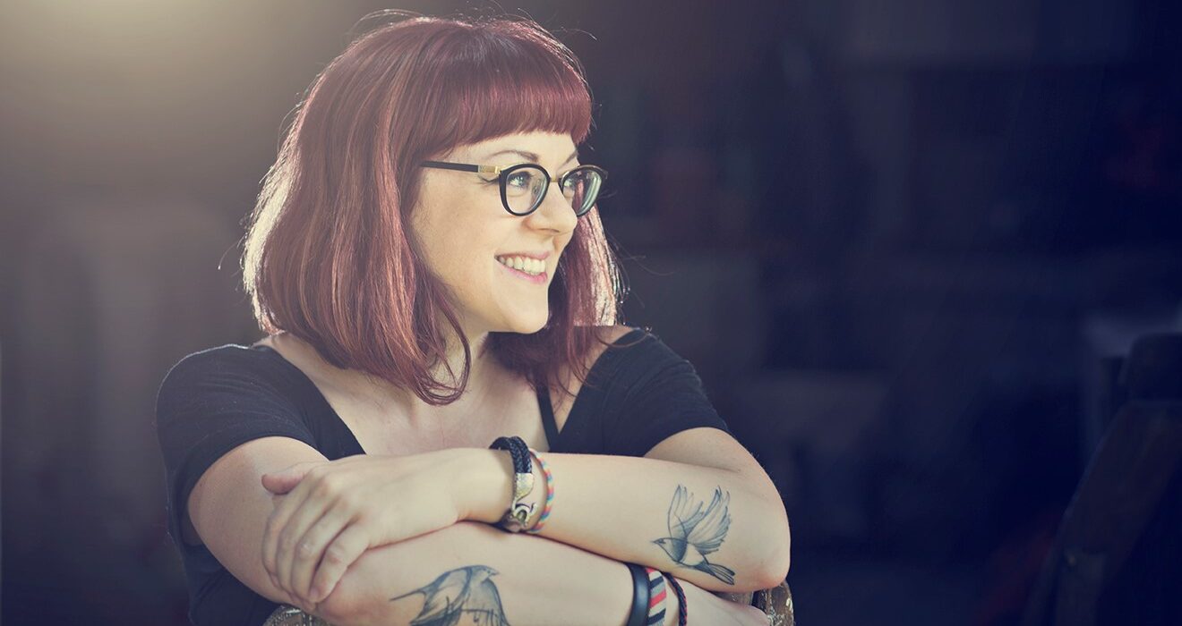 Hogyan lehet eljutni a világ végére? Lépésről lépésre. – V. E. Schwab ma ünnepli 36. születésnapját