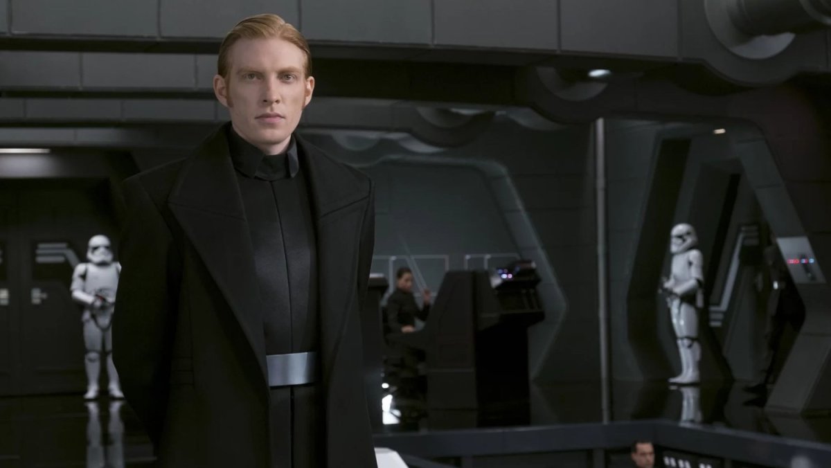 hux.jpg